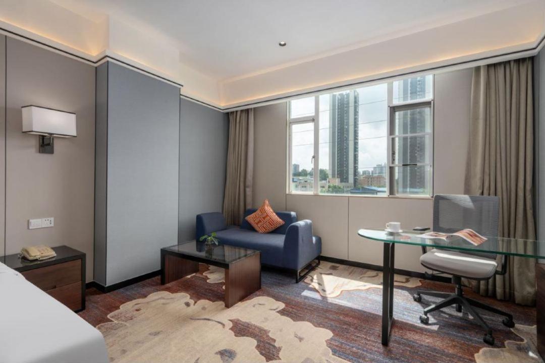 Mizparton Hotel South Qianjin Road Heshan  ภายนอก รูปภาพ
