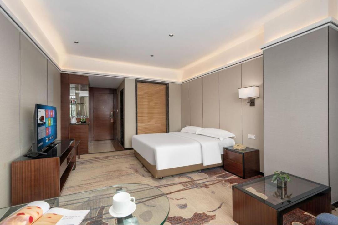 Mizparton Hotel South Qianjin Road Heshan  ภายนอก รูปภาพ
