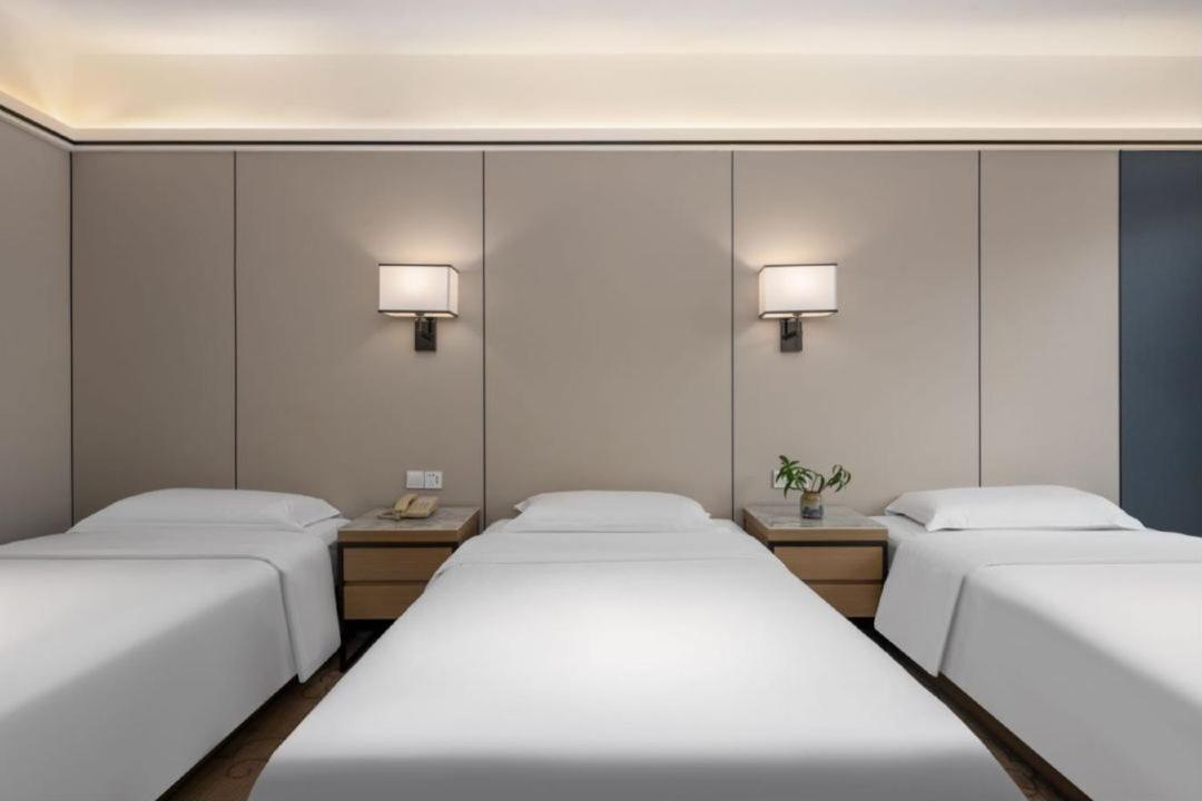 Mizparton Hotel South Qianjin Road Heshan  ภายนอก รูปภาพ