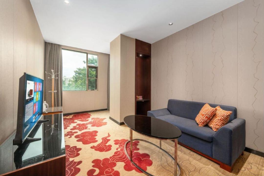Mizparton Hotel South Qianjin Road Heshan  ภายนอก รูปภาพ